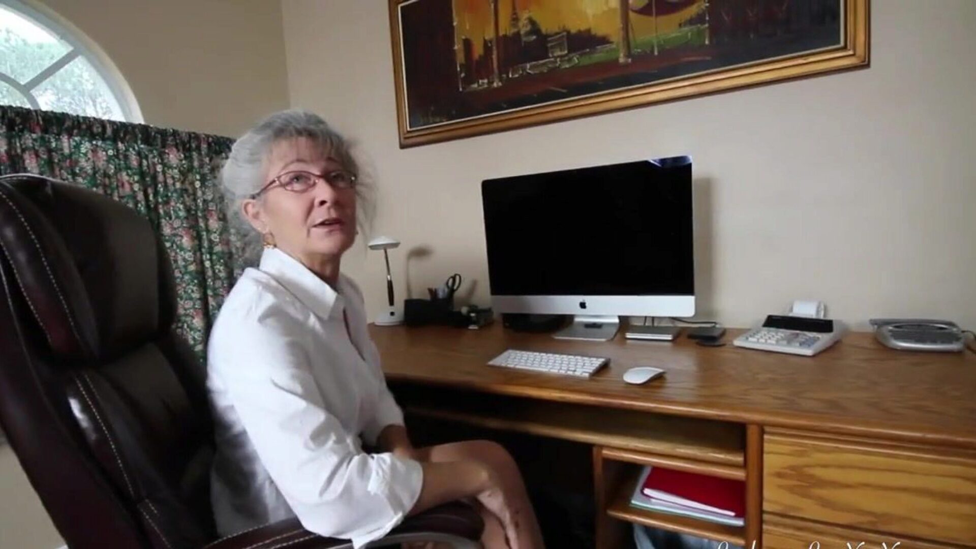 Mature Cougar Seduces the IT Tech