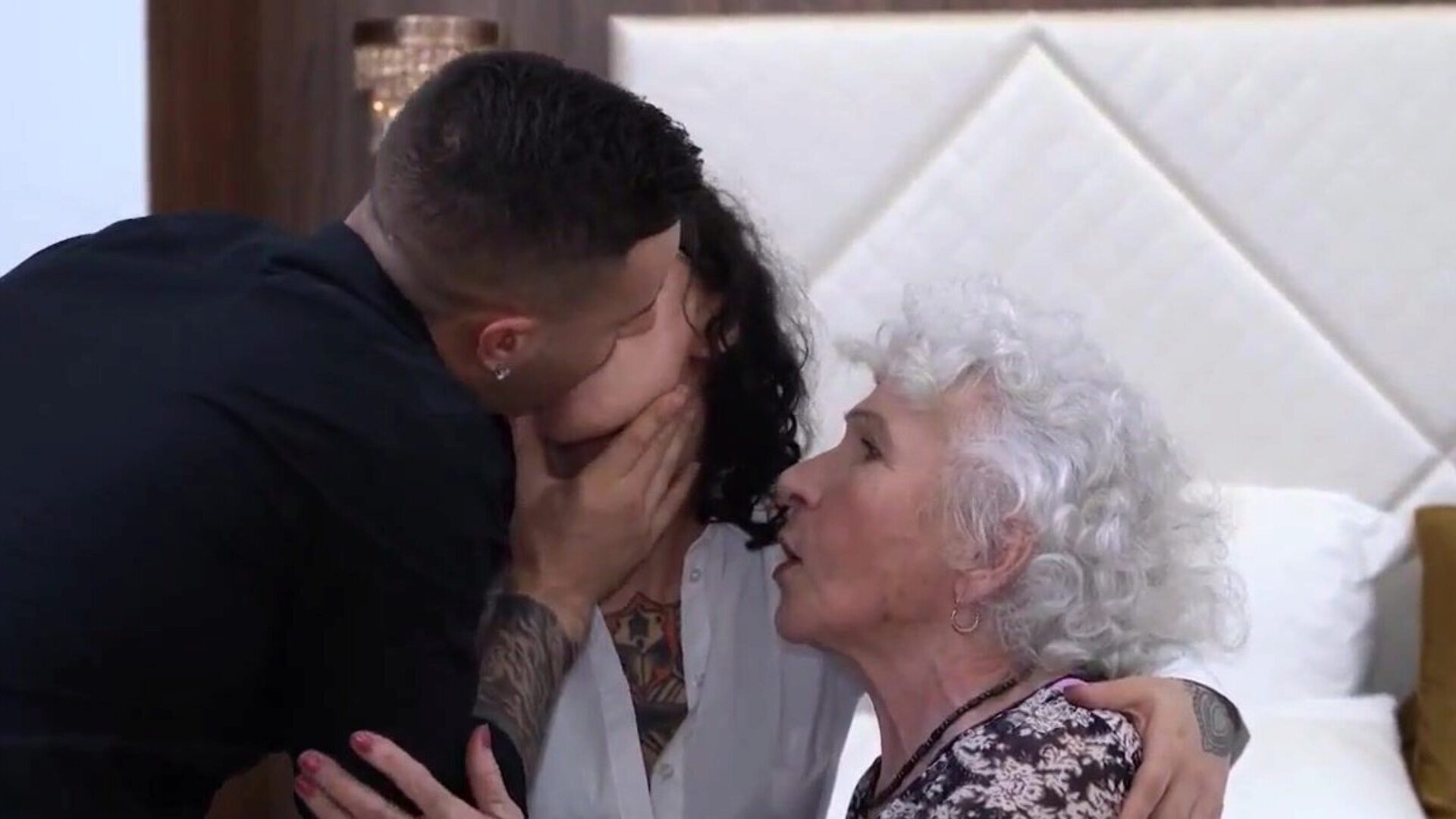 A perky carousel in the life of an 86 year older grandma Granddaughter bonks with her 86 year senior grannie and cheerfully shares her boyfriend with her